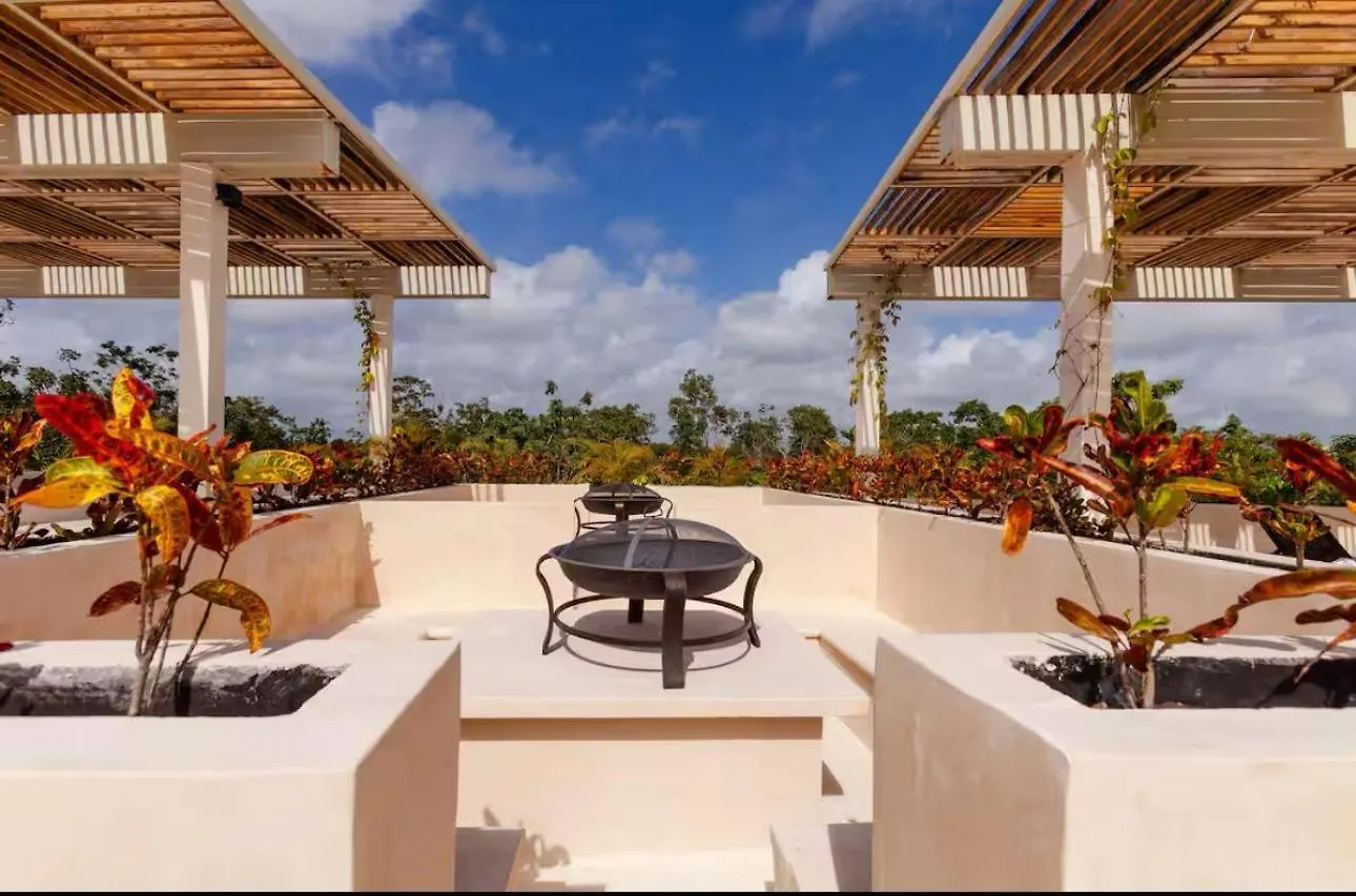 Cocay Departamento Jt Rentals Tulum 0*,  Messico